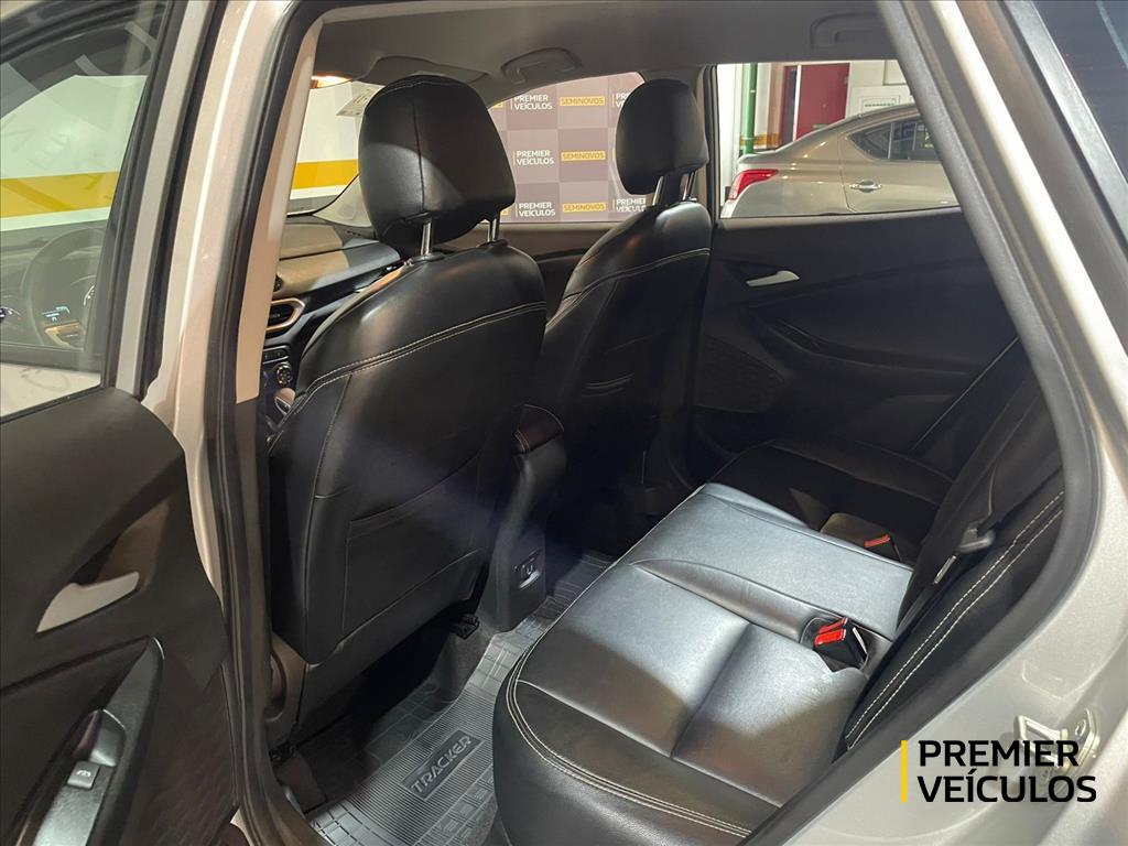 TRACKER 1.0 TURBO FLEX AUTOMÁTICO5