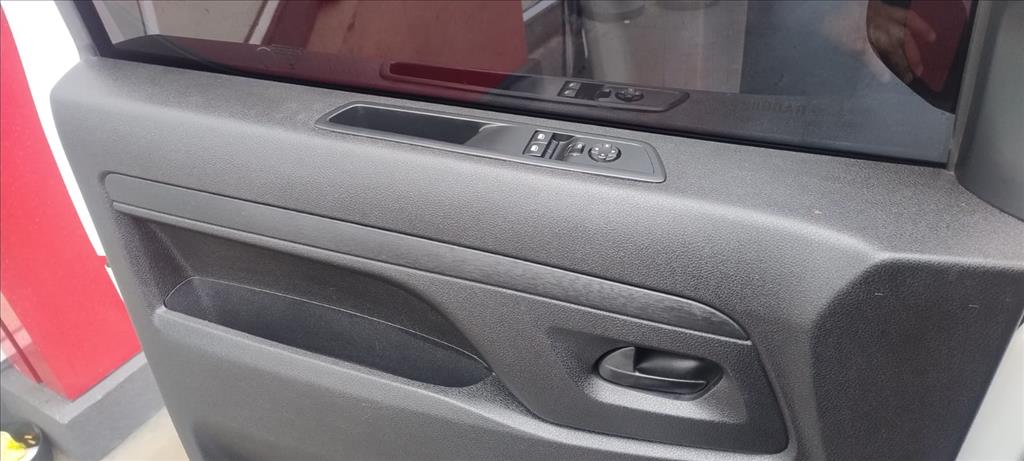 JUMPY 1.5 BLUEHDI DIESEL VITRÉ MANUAL4
