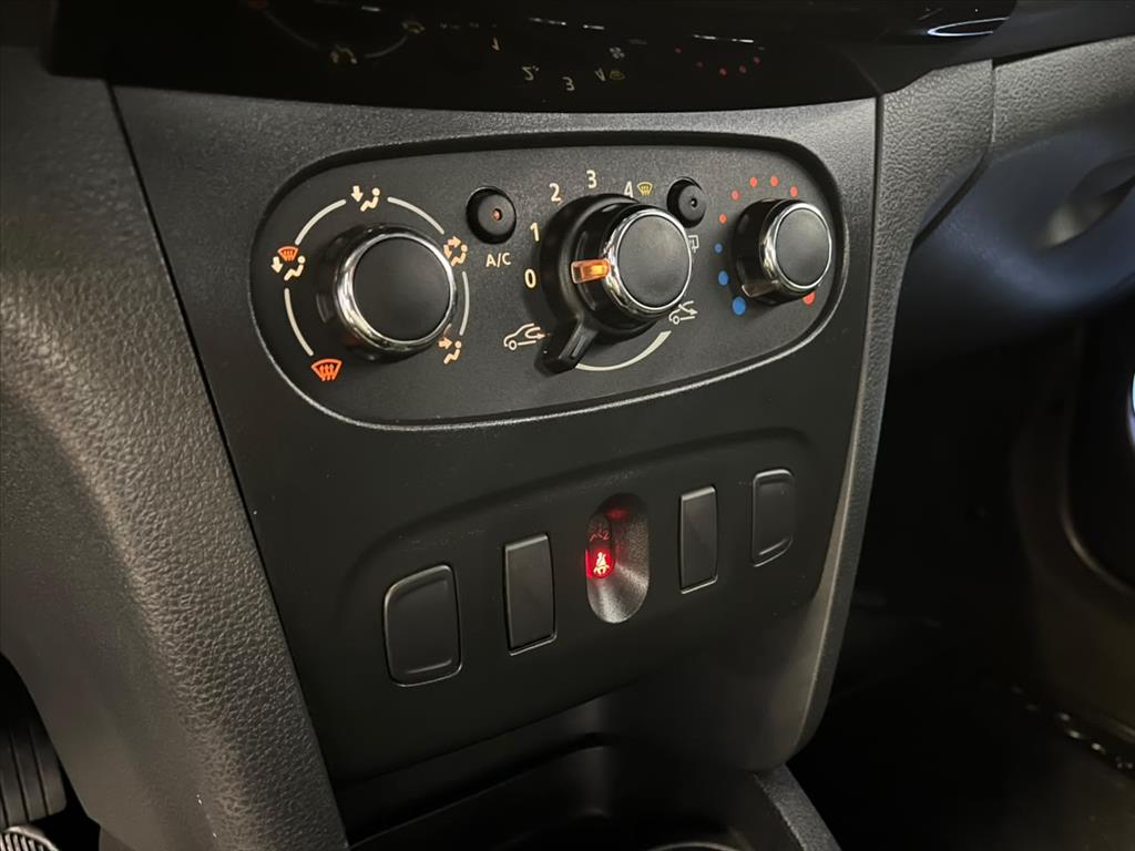 SANDERO 1.0 12V SCE FLEX VIBE MANUAL12