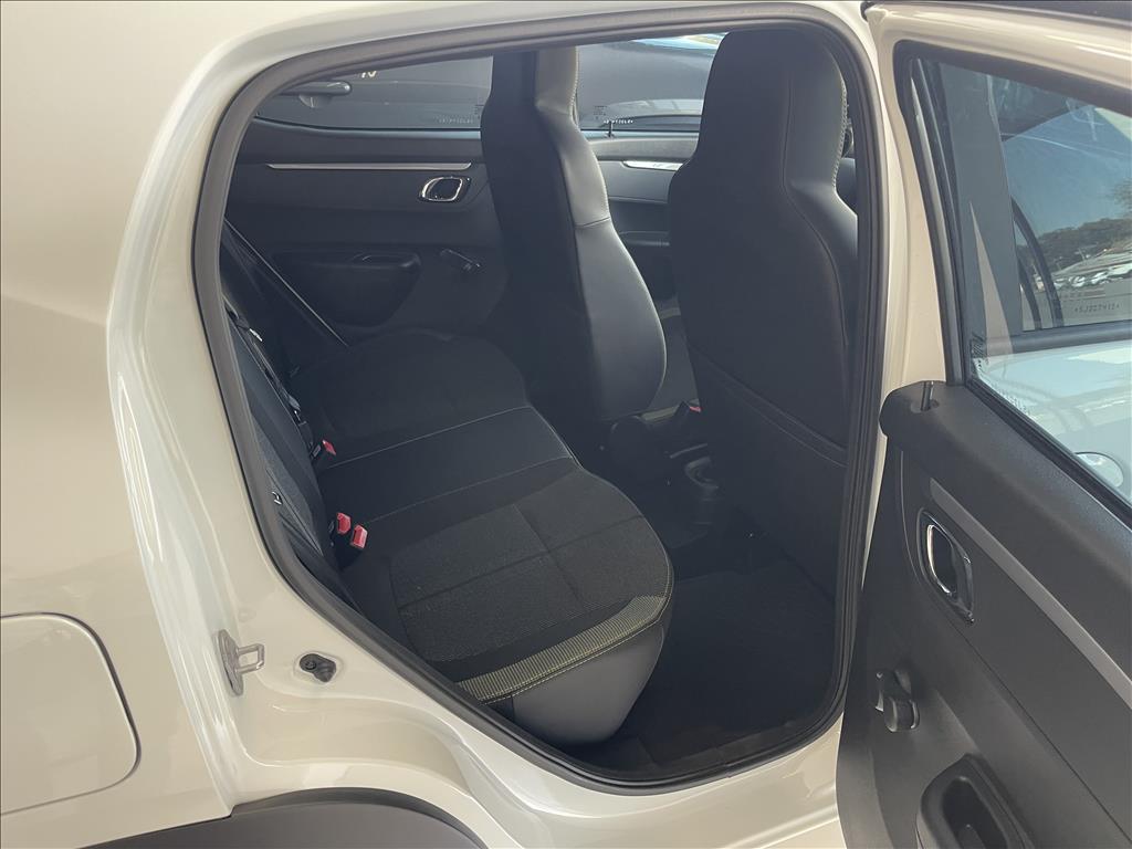 KWID 1.0 12V SCE FLEX OUTSIDER MANUAL KWID 1.0 12V SCE FLEX OUTSIDER MANUAL