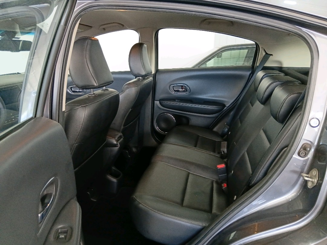 Honda-HR-V-1.8 16V FLEX TOURING 4P AUTOMÁTICO