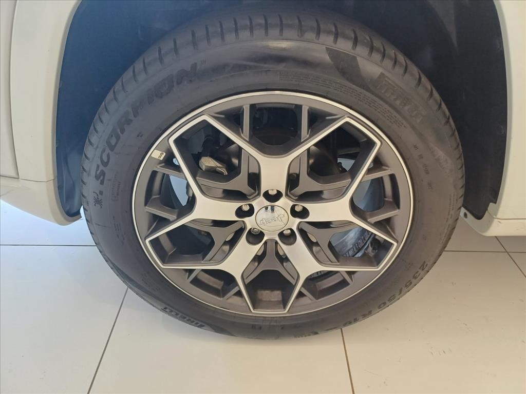 COMMANDER 2.0 TD380 TURBO DIESEL OVERLAND AT9 COMMANDER 2.0 TD380 TURBO DIESEL OVERLAND AT9