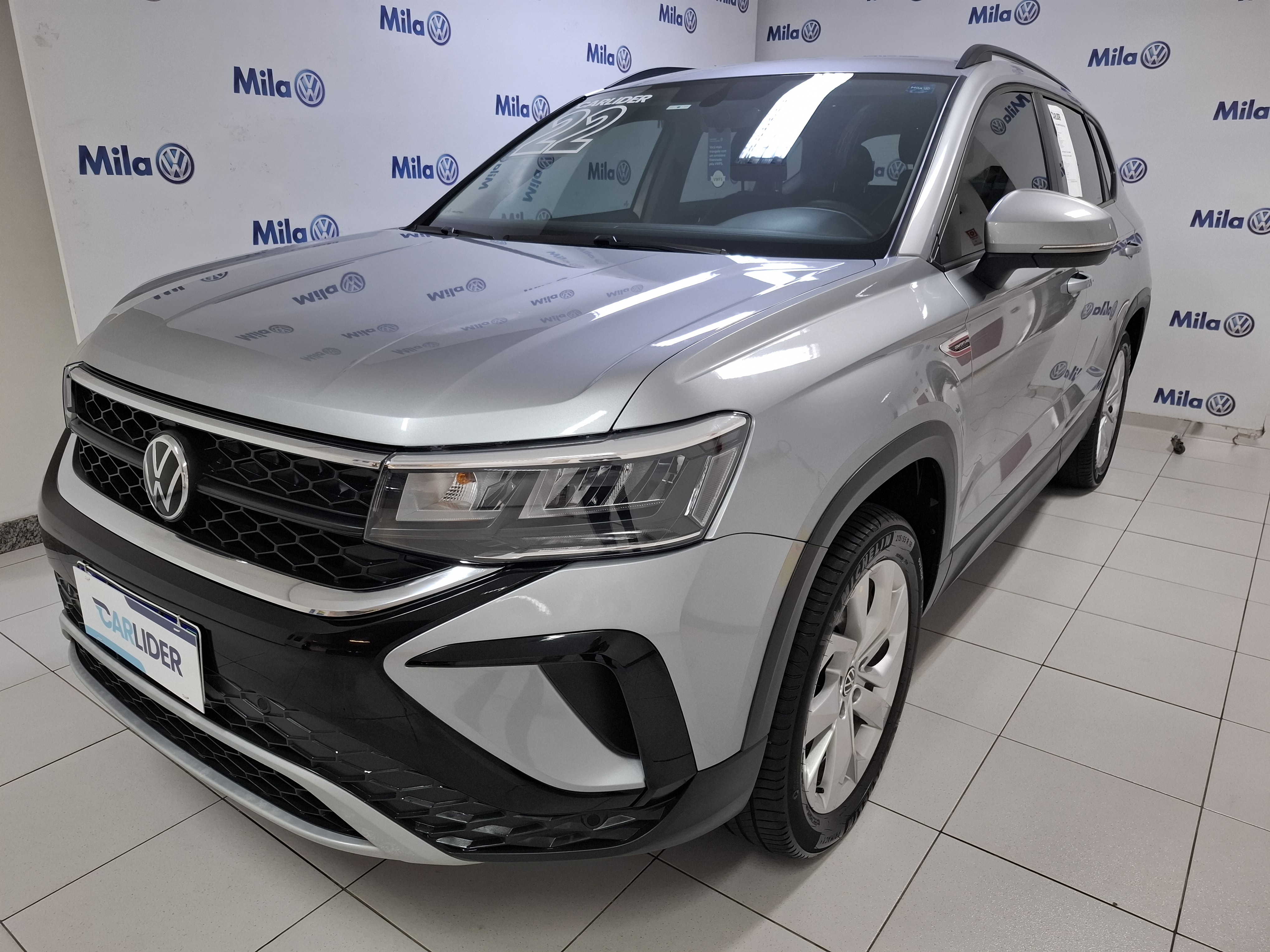 TAOS 1.4 250 TSI TOTAL FLEX COMFORTLINE AUTOMÁTICO1
