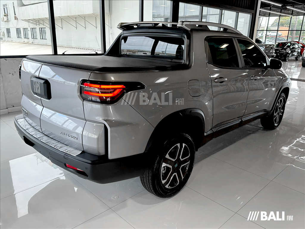 TORO 1.3 TURBO 270 FLEX FREEDOM AT63