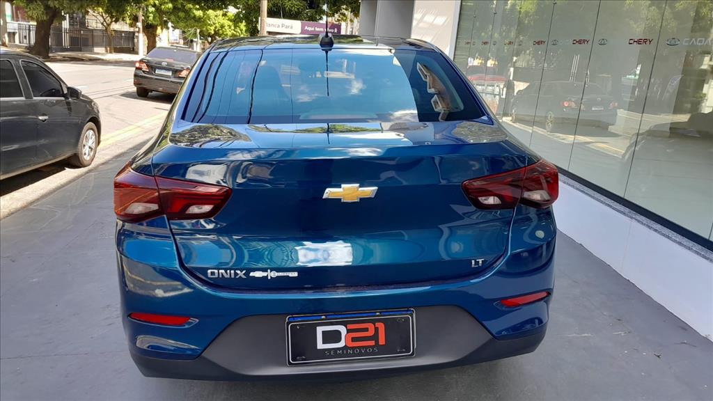 GM - Chevrolet-ONIX PLUS-1.0 FLEX LT MANUAL