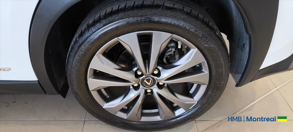 UX 250h 2.0 VVT-I HYBRID F-SPORT CVT15