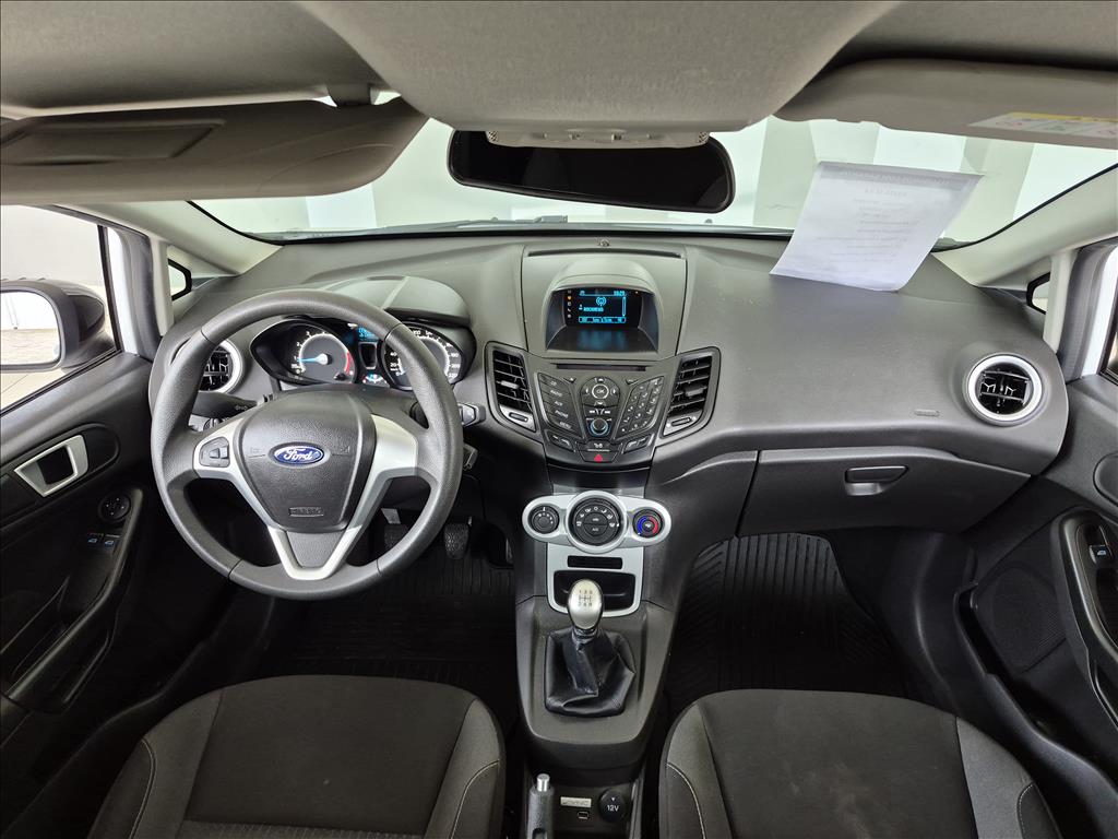 FIESTA 1.6 TI-VCT FLEX SE MANUAL5