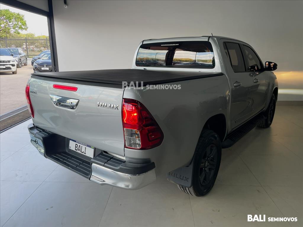 HILUX 2.7 VVT-i FLEX CD SR 4X2 AUTOMÁTICO7