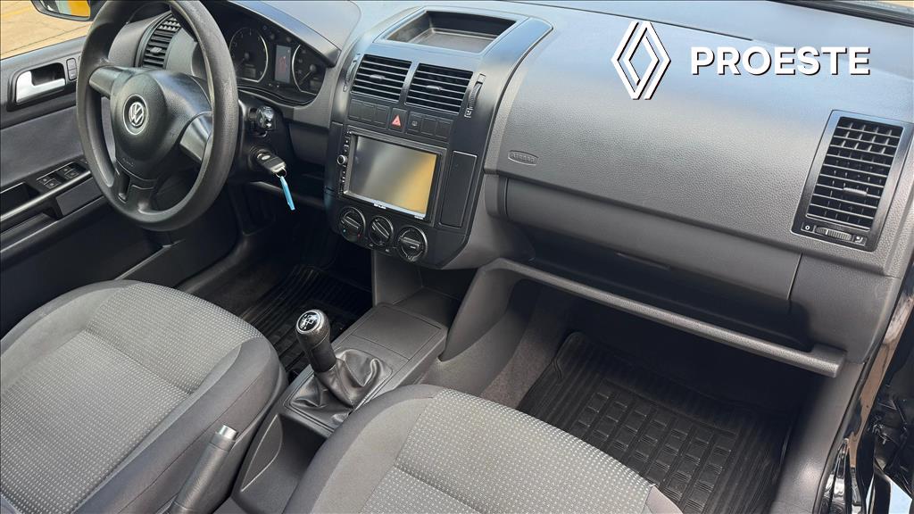 POLO SEDAN 1.6 MI 8V FLEX 4P MANUAL