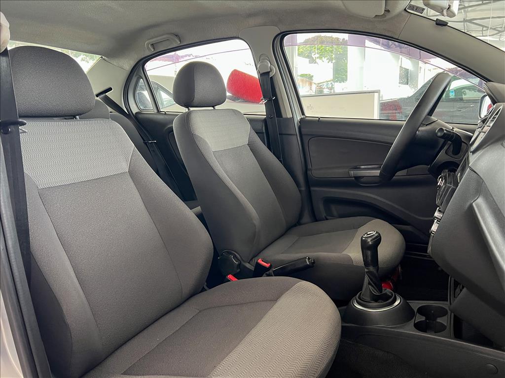 VOYAGE 1.0 MI 8V FLEX 4P MANUAL18