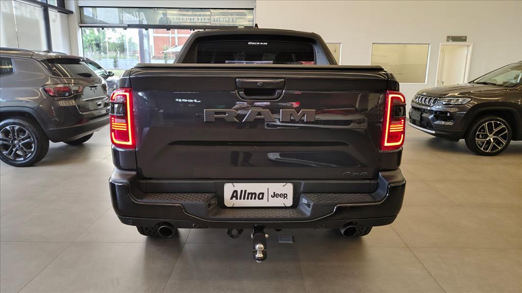 RAMPAGE 2.0 HURRICANE 4 TURBO GASOLINA R/T 4X4 AUTOMÁTICO5