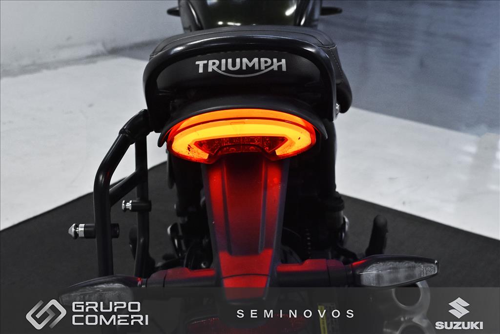 SCRAMBLER 400 X18