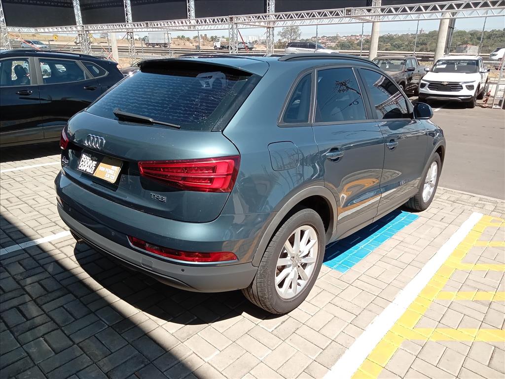 Q3 1.4 TFSI AMBIENTE GASOLINA 4P S TRONIC
