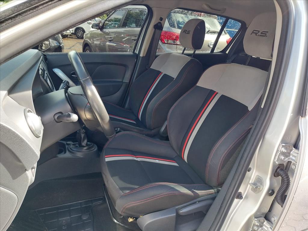 SANDERO 2.0 16V HI-FLEX RS MANUAL5