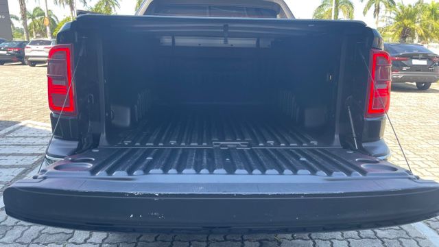 RAMPAGE 2.0 TURBO DIESEL LARAMIE 4X4 AUTOMÁTICO9