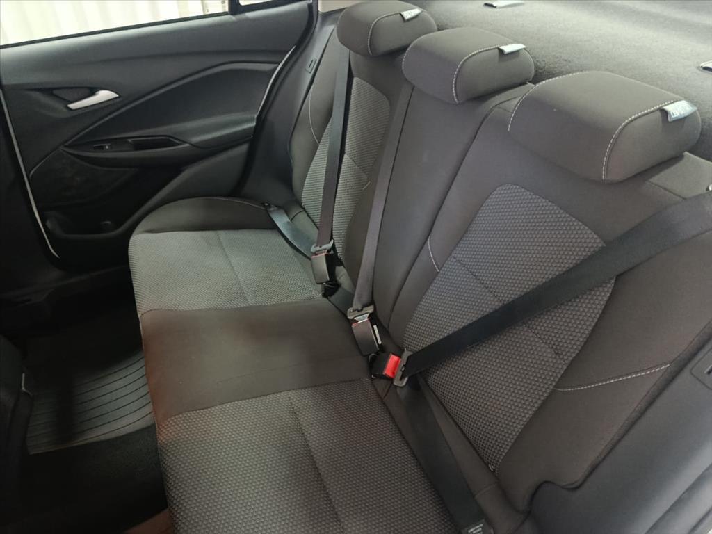 ONIX PLUS 1.0 TURBO FLEX LT AUTOMÁTICO9