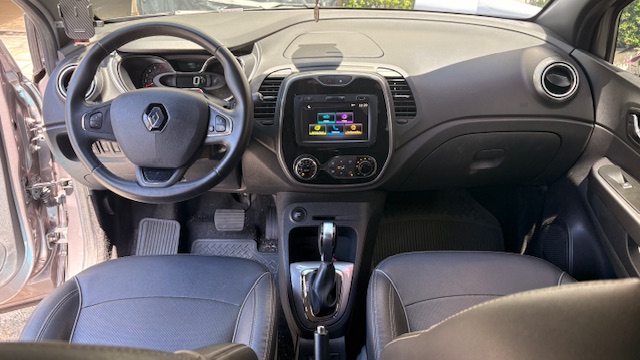 Renault-CAPTUR-1.6 16V SCE FLEX BOSE X-TRONIC