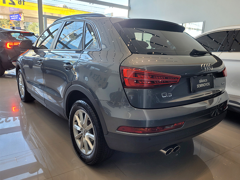 Q3 1.4 TFSI AMBIENTE FLEX 4P S TRONIC5