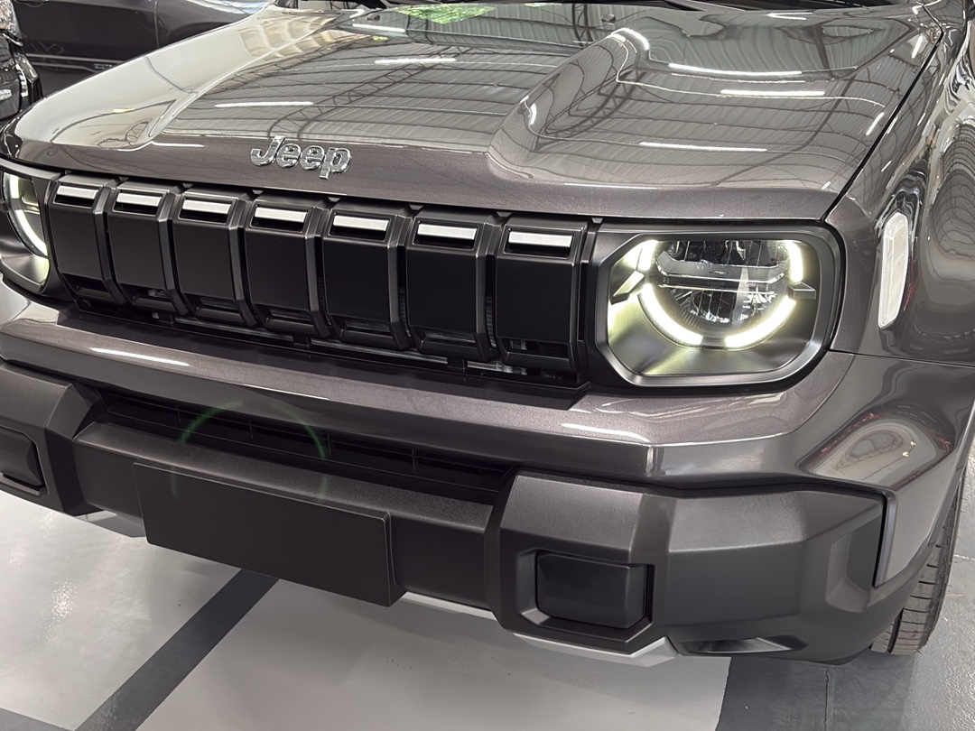 RENEGADE 1.3 T270 TURBO MHEV LONGITUDE AT611