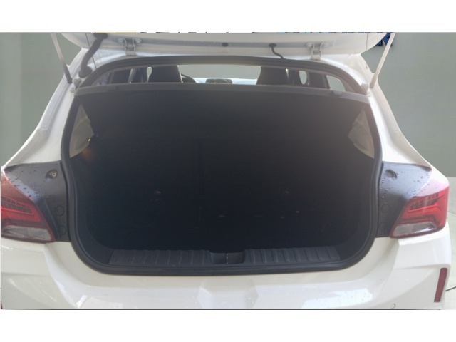 ONIX 1.0 TURBO FLEX PREMIER AUTOMÁTICO9