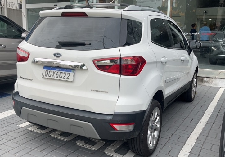 Ford-ECOSPORT-1.5 TI-VCT FLEX TITANIUM AUTOMÁTICO