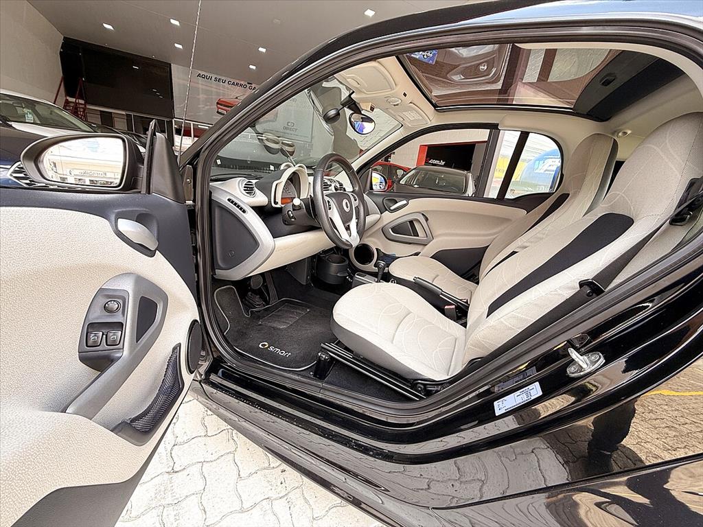 Smart Fortwo - 1.0 COUPE 3 CILINDROS TURBO GASOLINA 2P AUTOMÁTICO