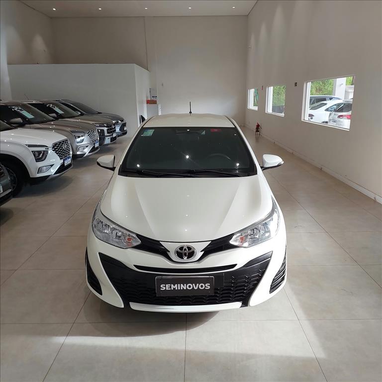 YARIS 1.3 16V FLEX XL MULTIDRIVE1