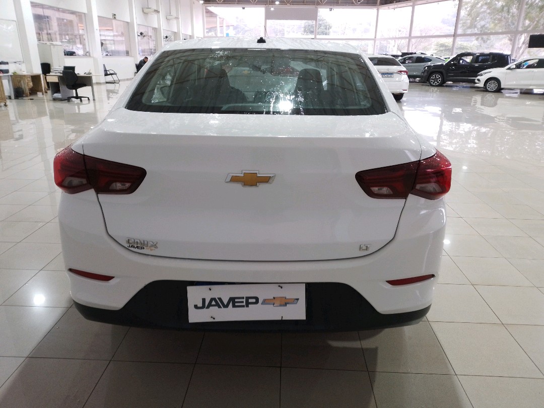 GM - Chevrolet-ONIX PLUS-1.0 FLEX LT MANUAL