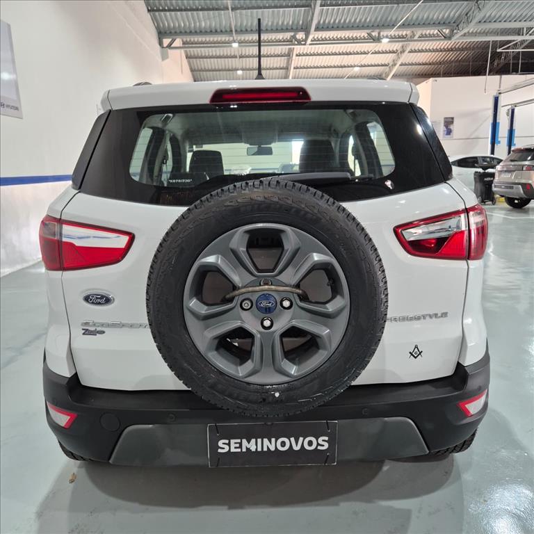 ECOSPORT 1.5 TI-VCT FLEX FREESTYLE AUTOMÁTICO4