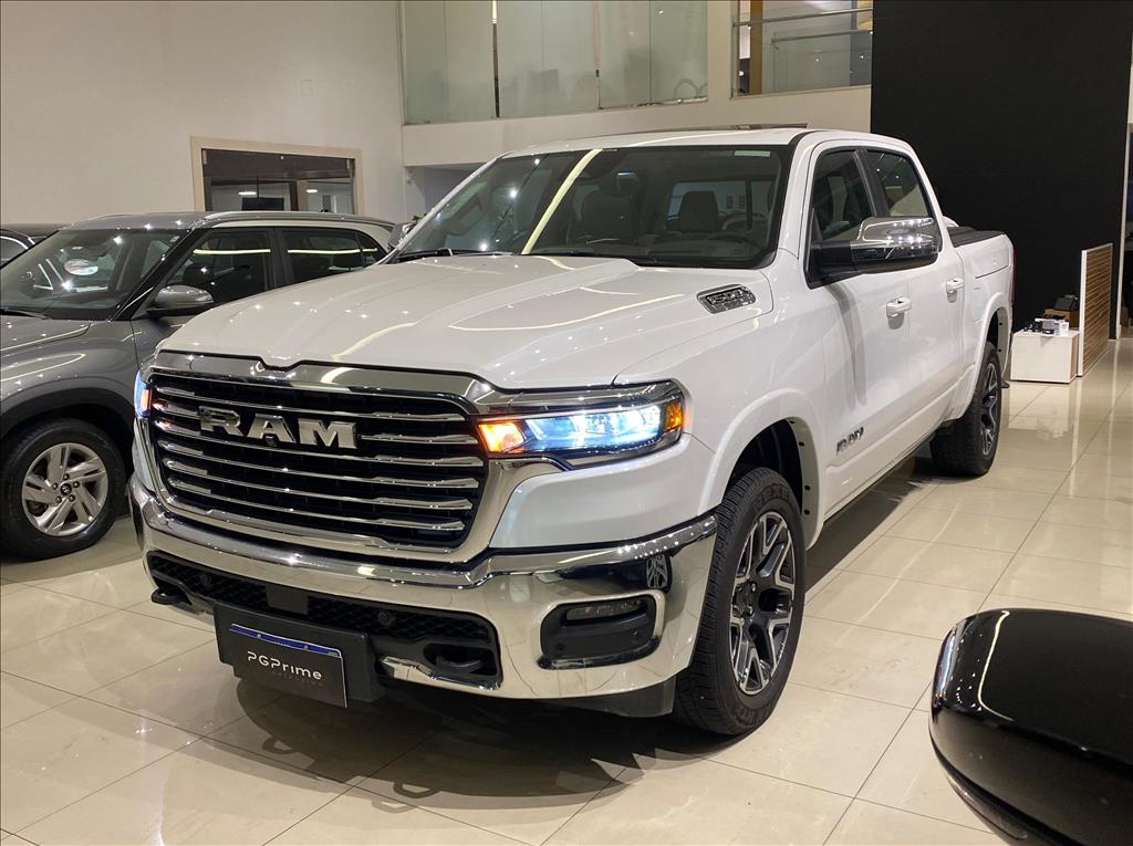1500 3.0 HURRICANE 6 BITURBO GASOLINA LARAMIE CD 4X4 AUTOMÁTICO