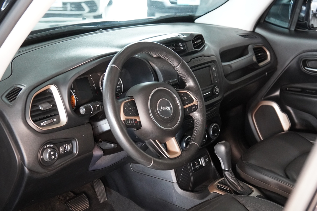 RENEGADE 1.8 16V FLEX LONGITUDE 4P AUTOMÁTICO8