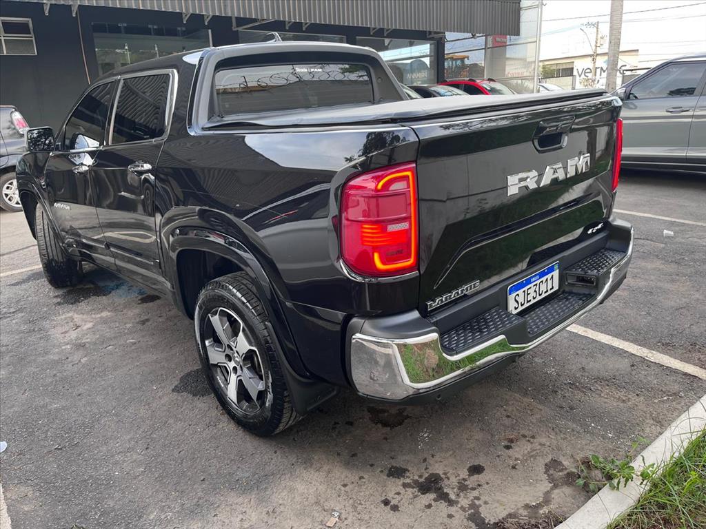 RAMPAGE 2.0 TURBO DIESEL LARAMIE 4X4 AUTOMÁTICO5