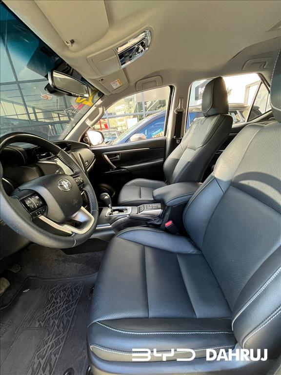 HILUX 2.8 D-4D TURBO DIESEL CD SRX 4X4 AUTOMÁTICO7