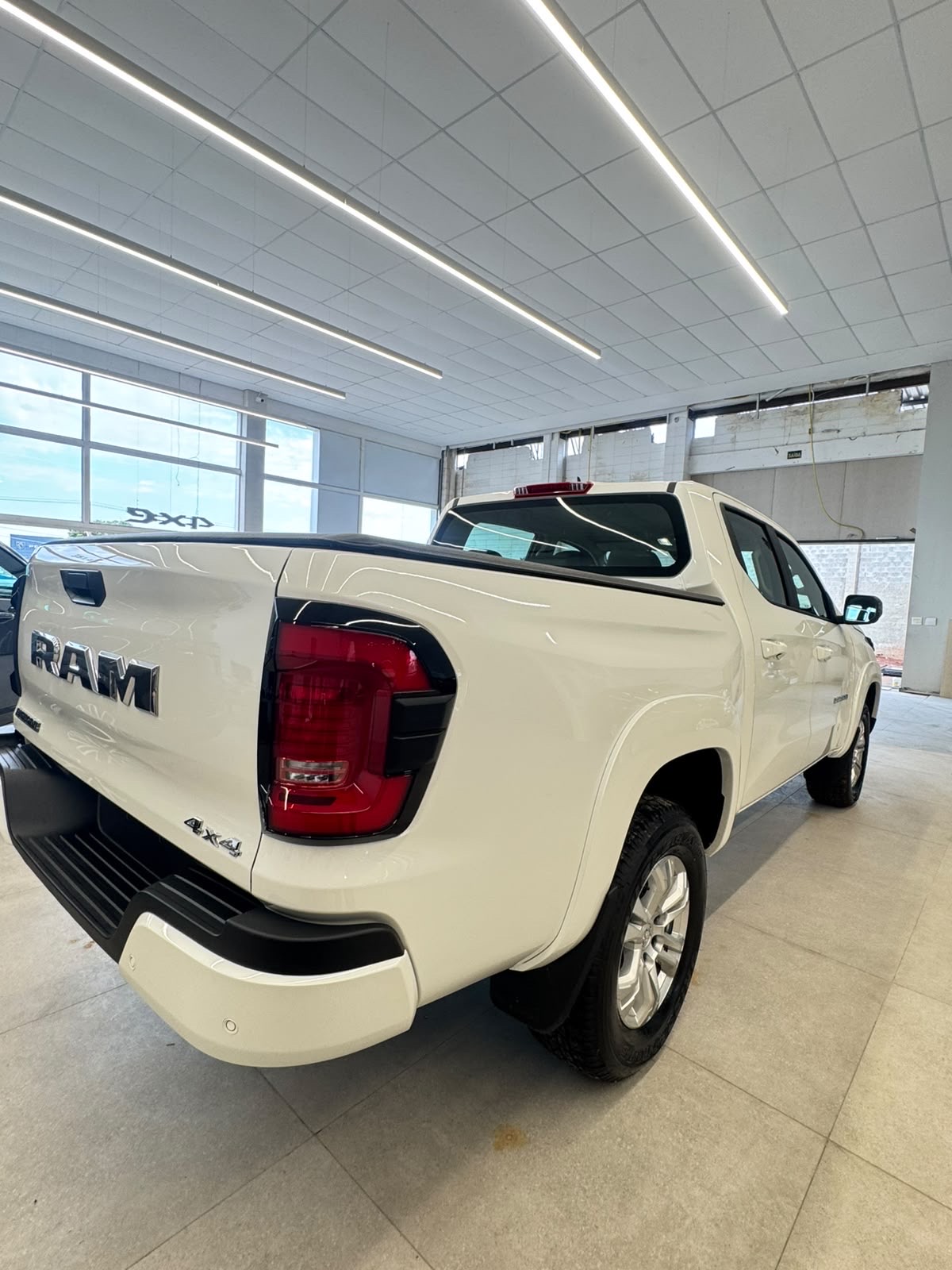 DAKOTA 2.2 TURBO DIESEL BIG HORN 4X4 AUTOMÁTICO1
