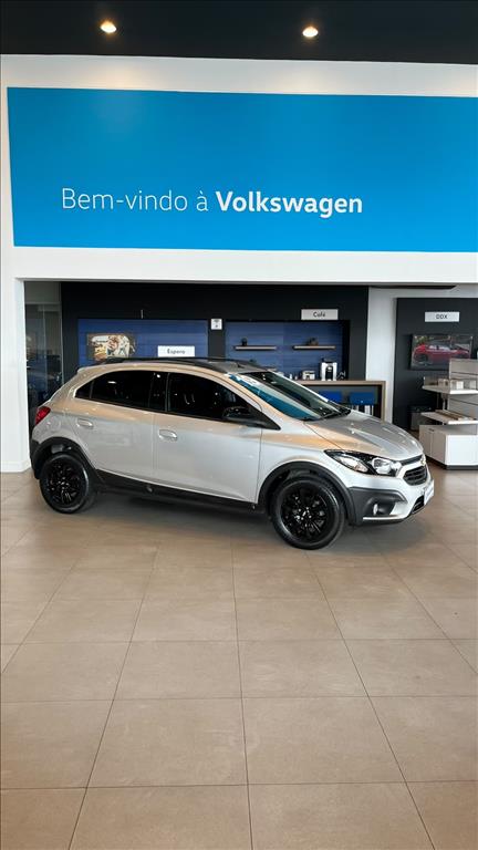ONIX 1.4 MPFI ACTIV 8V FLEX 4P AUTOMÁTICO