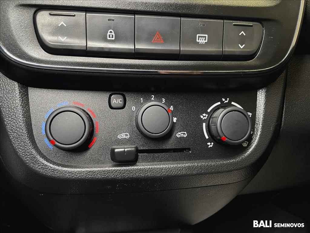 KWID 1.0 12V SCE FLEX ZEN MANUAL12