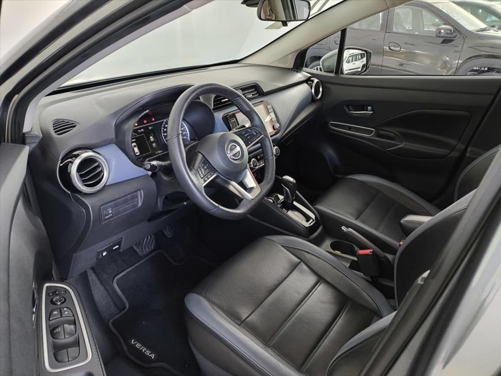 VERSA 1.6 16V FLEX EXCLUSIVE XTRONIC3