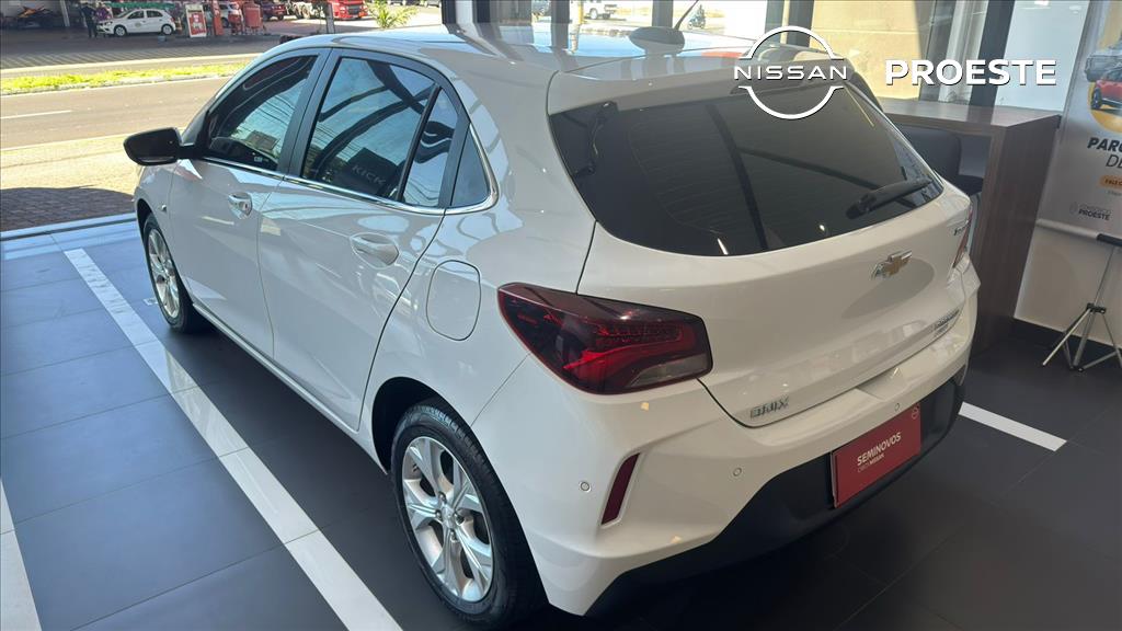 ONIX 1.0 TURBO FLEX PREMIER AUTOMÁTICO5