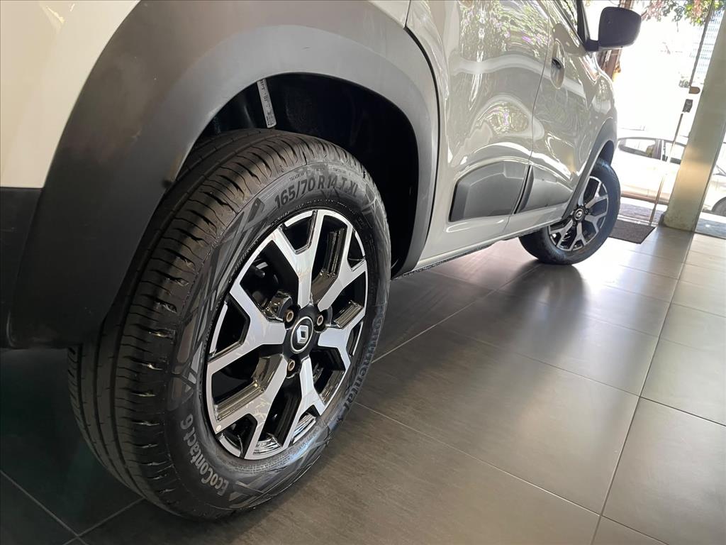 KWID 1.0 12V SCE FLEX OUTSIDER MANUAL16
