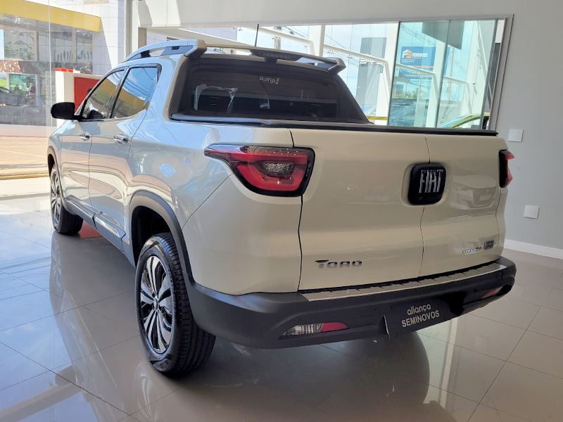 TORO 1.3 TURBO 270 FLEX VOLCANO AT66