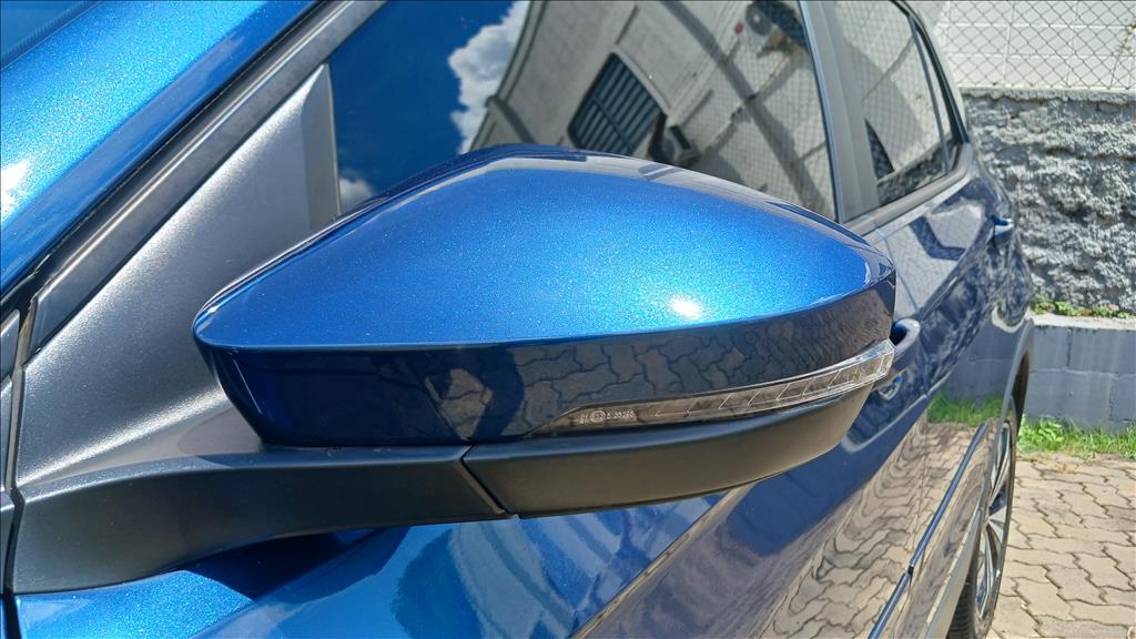 T-CROSS 1.0 200 TSI TOTAL FLEX AUTOMÁTICO10