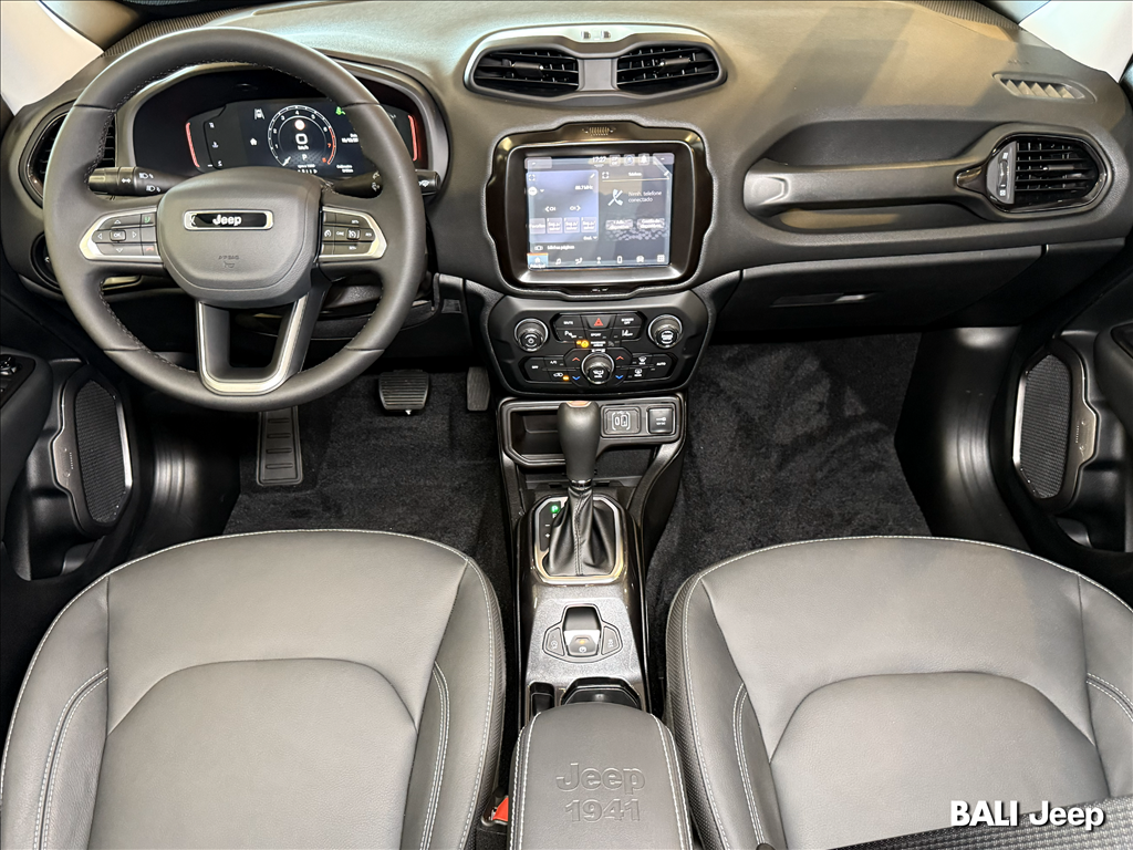 RENEGADE 1.3 T270 TURBO FLEX LONGITUDE AT67