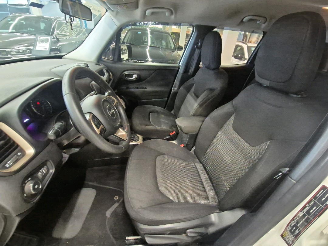 RENEGADE 1.8 16V FLEX 4P AUTOMÁTICO9