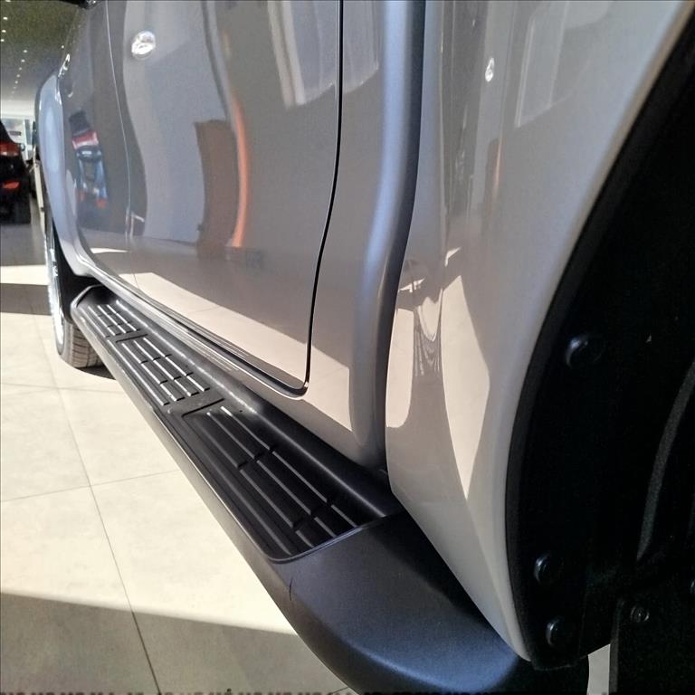 HILUX 2.8 D-4D TURBO DIESEL CD SRV 4X4 AUTOMÁTICO
