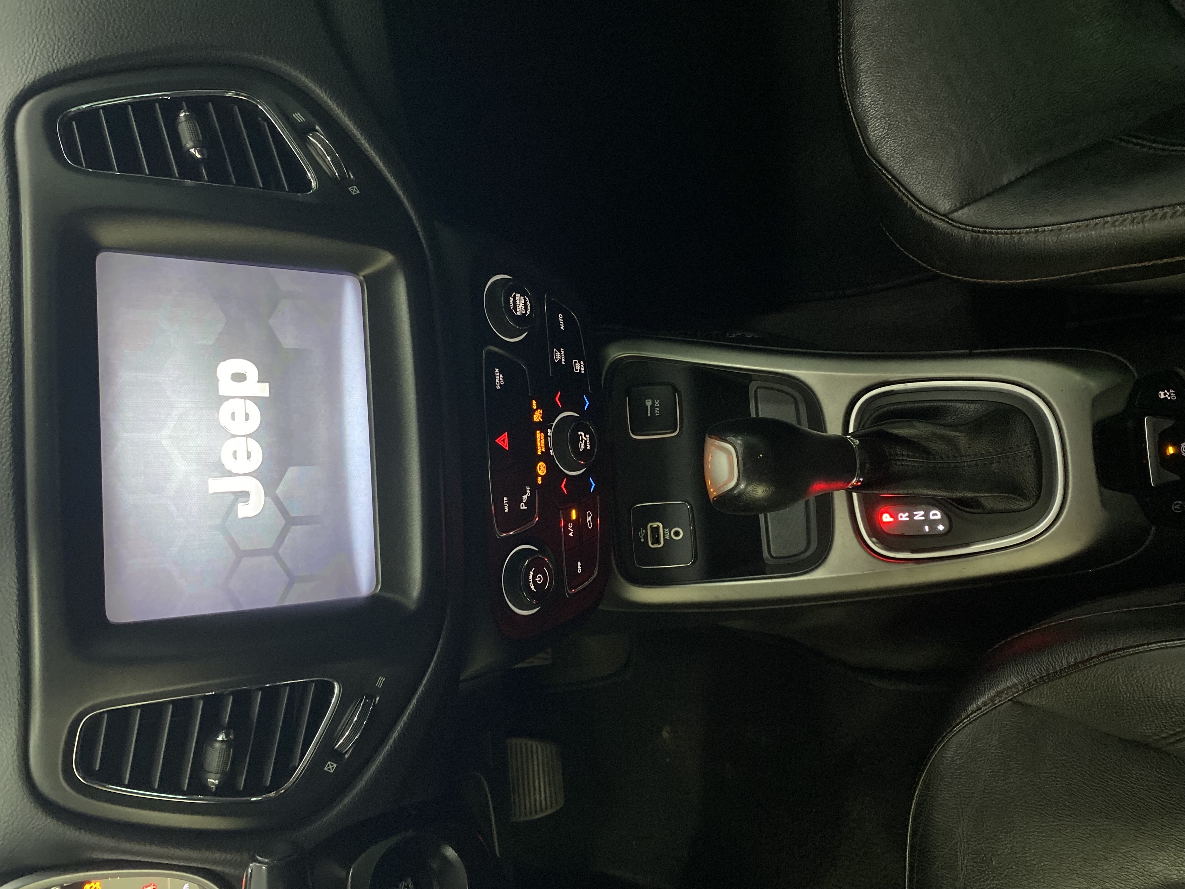 COMPASS 2.0 16V FLEX LONGITUDE AUTOMÁTICO11