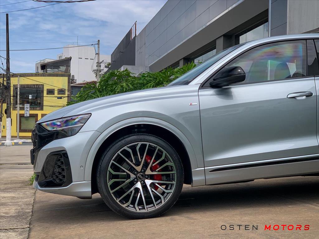 Audi-Q8-3.0 TFSI GASOLINA PERFORMANCE BLACK QUATTRO TIPTRONIC