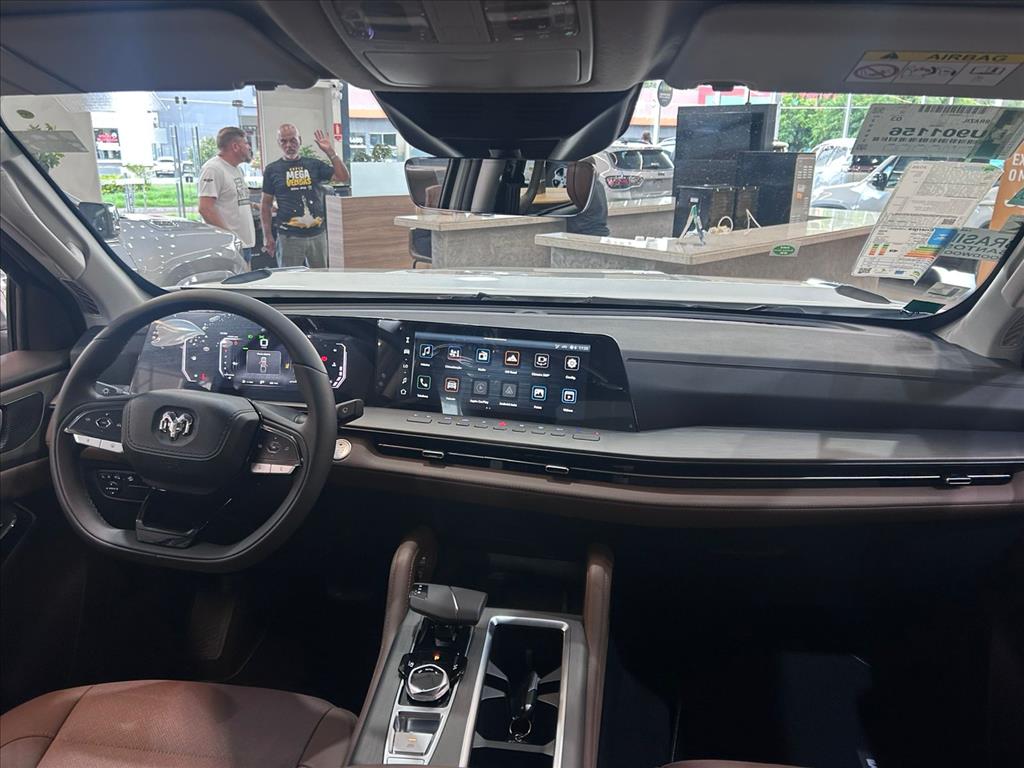 DAKOTA 2.2 TURBO DIESEL LARAMIE 4X4 AUTOMÁTICO17