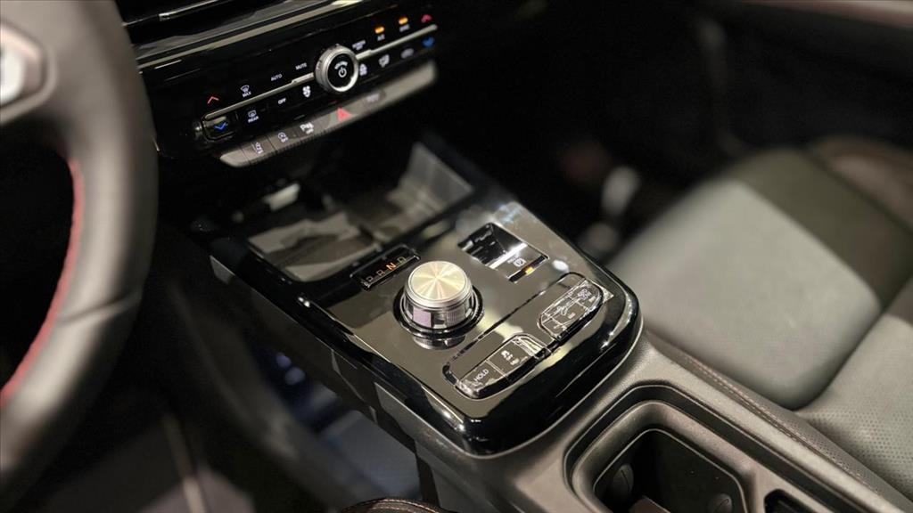 RAMPAGE 2.0 HURRICANE 4 TURBO GASOLINA R/T 4X4 AUTOMÁTICO5