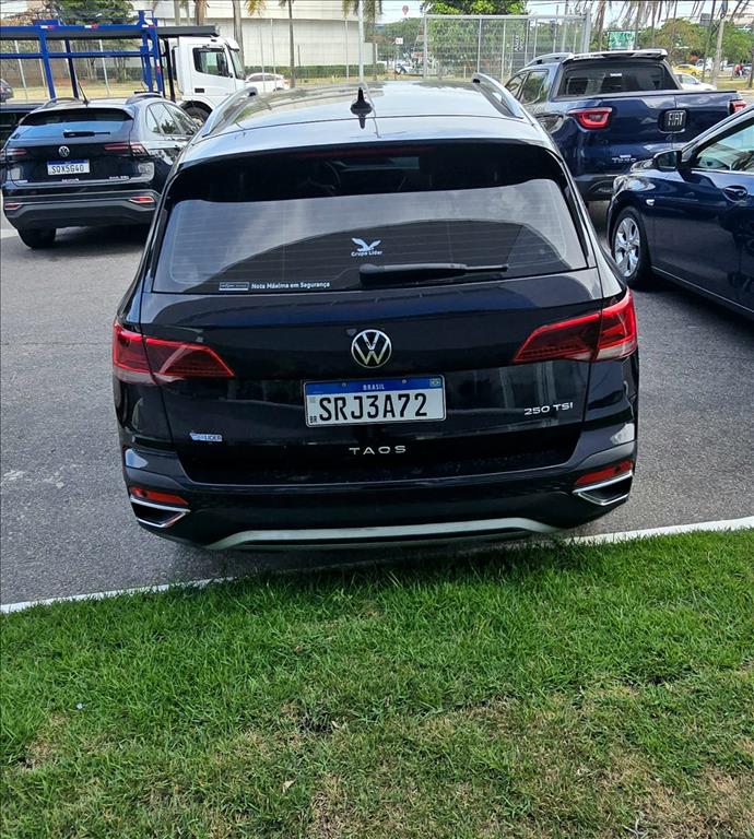 TAOS 1.4 250 TSI TOTAL FLEX HIGHLINE AUTOMÁTICO2