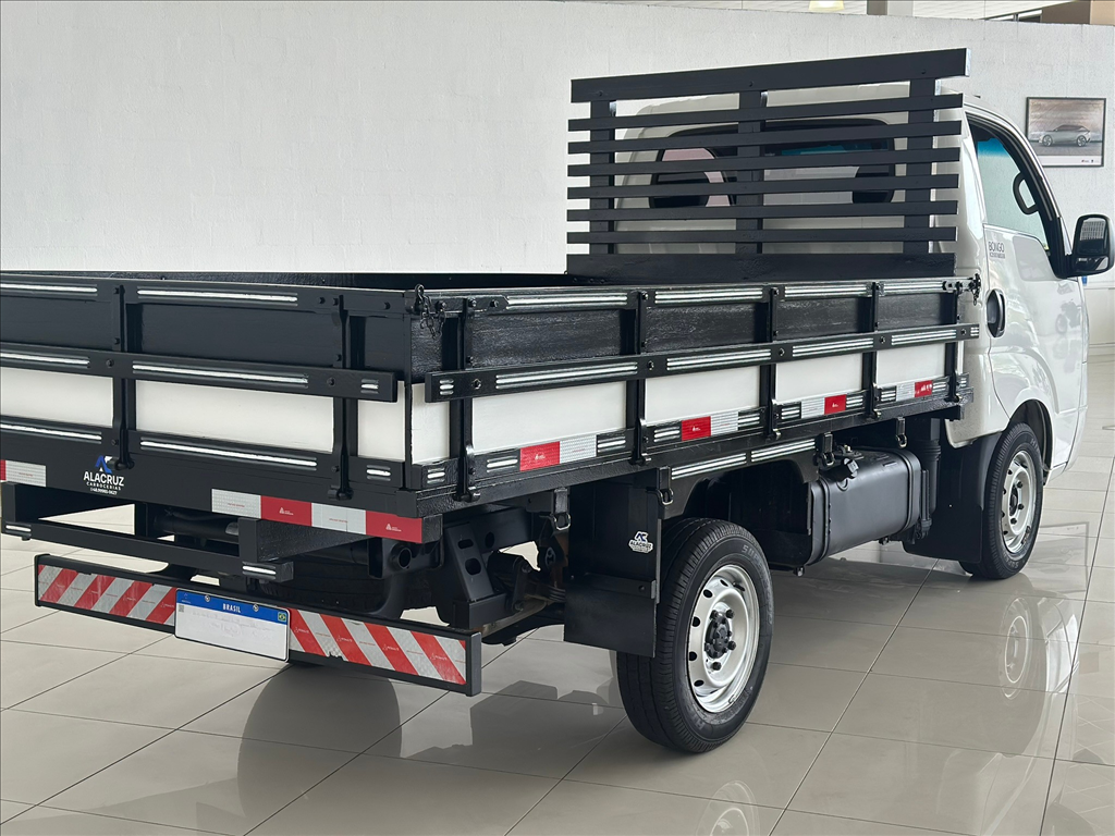 BONGO 2.5 TD DIESEL STD CS MANUAL7